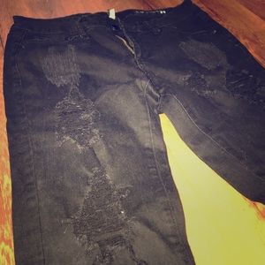 Black skinny black jeans